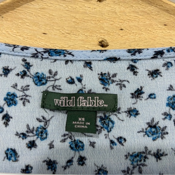 Wild Fable Dress Small Blue Micro Blue Flowers Long Sleeve Tie Waist V Neck - Picture 3 of 5